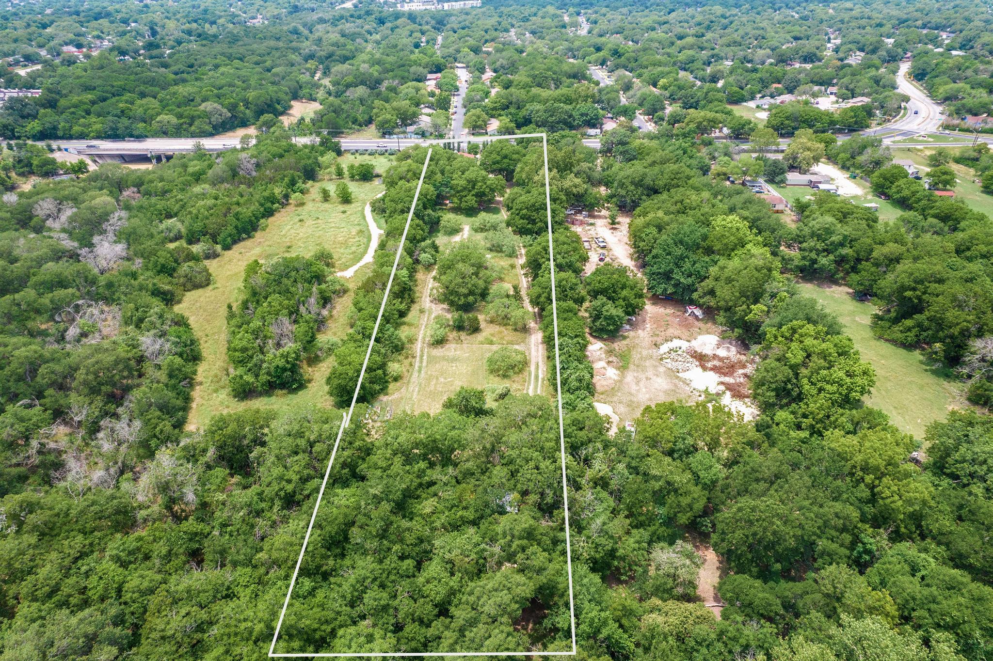 6405 S Pleasant Valley Rd, Austin, TX 78744 — photo 1