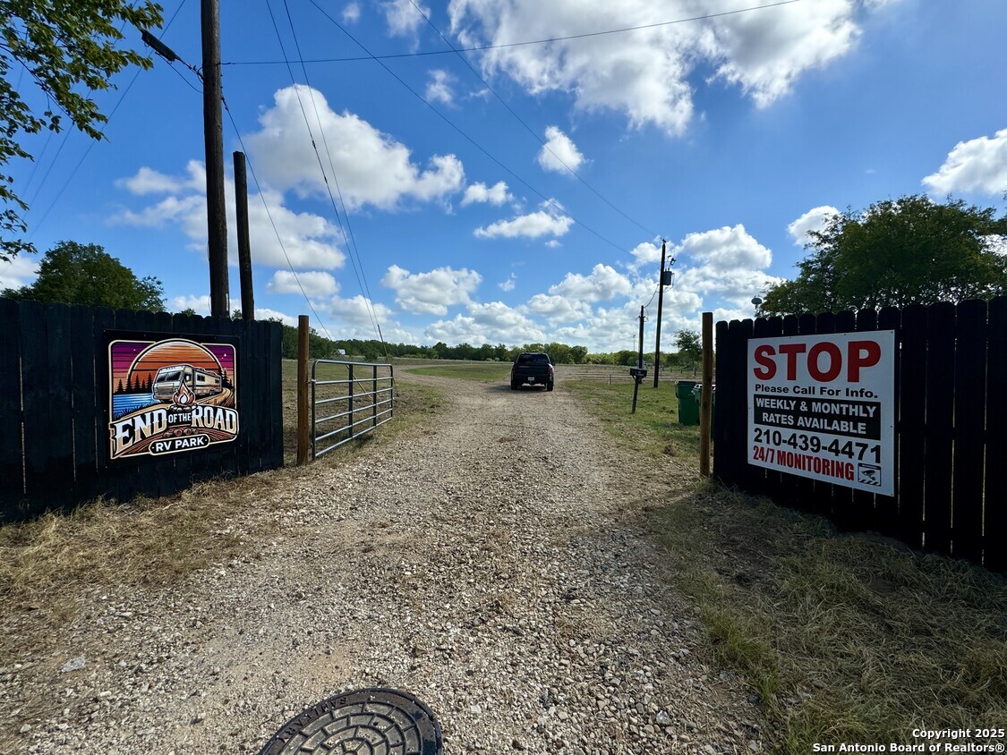 133 Wheeler, Stockdale, TX 78160 — photo 1