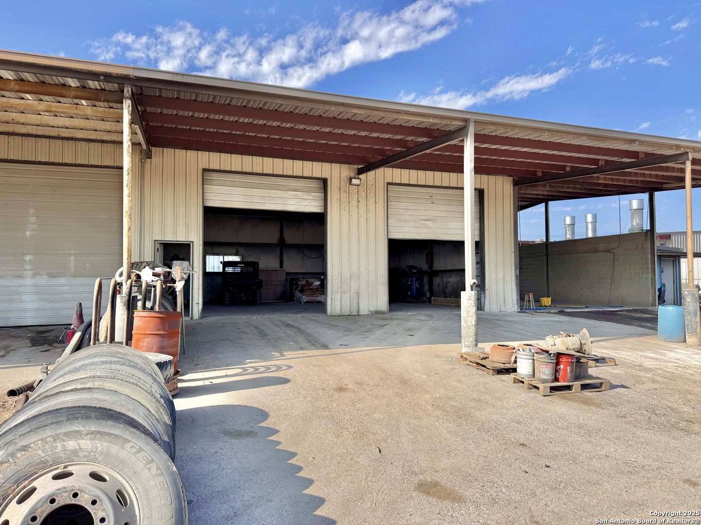 8495 us highway 87, San Antonio, TX 78263 — photo 1