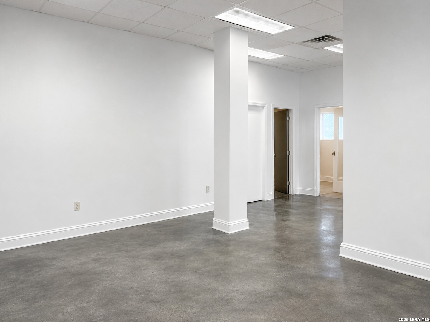 2602 N Main, San Antonio, TX 78212 — photo 1
