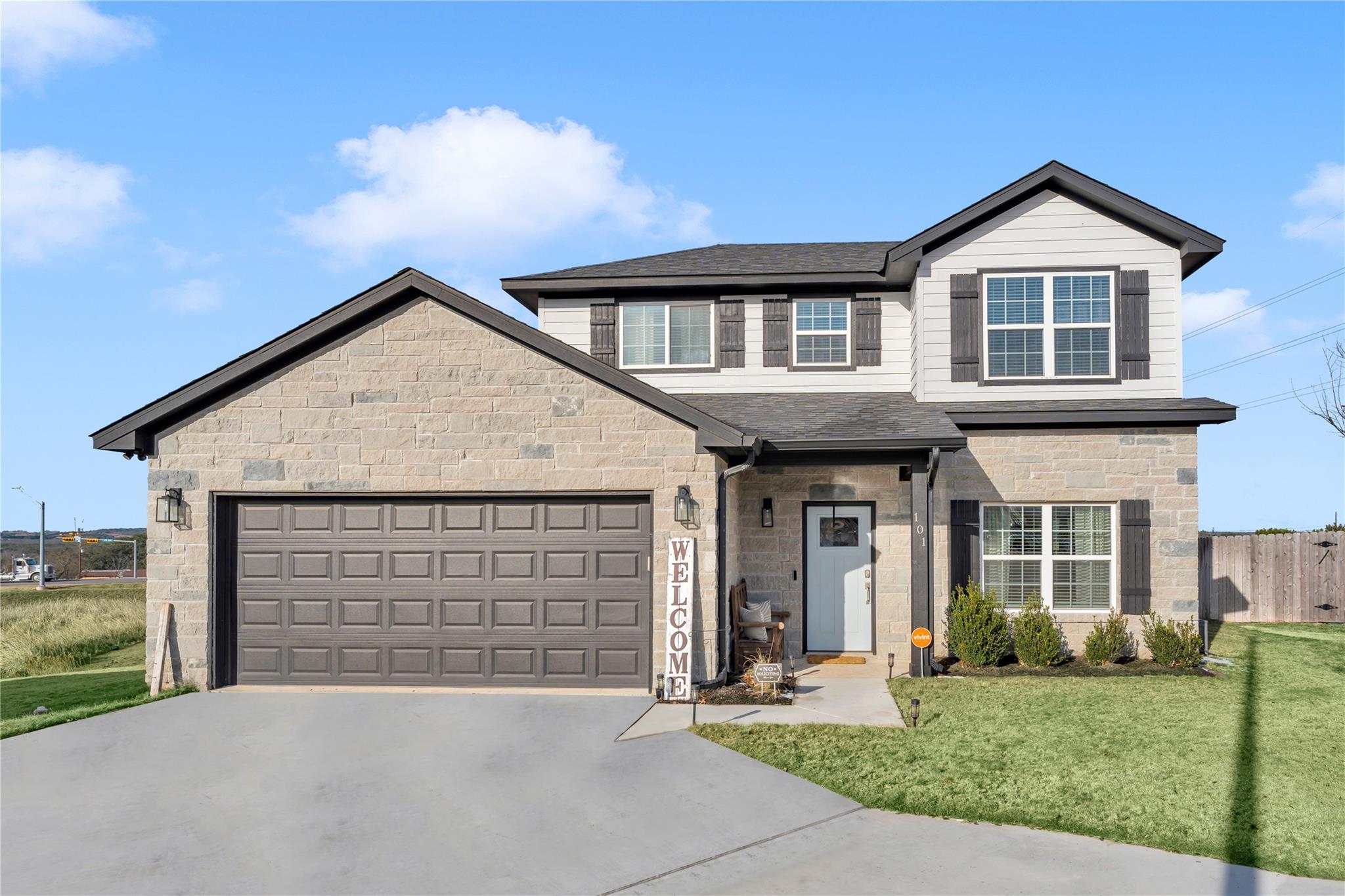 101 Cailin Ct, Burnet, TX 78611 — photo 1