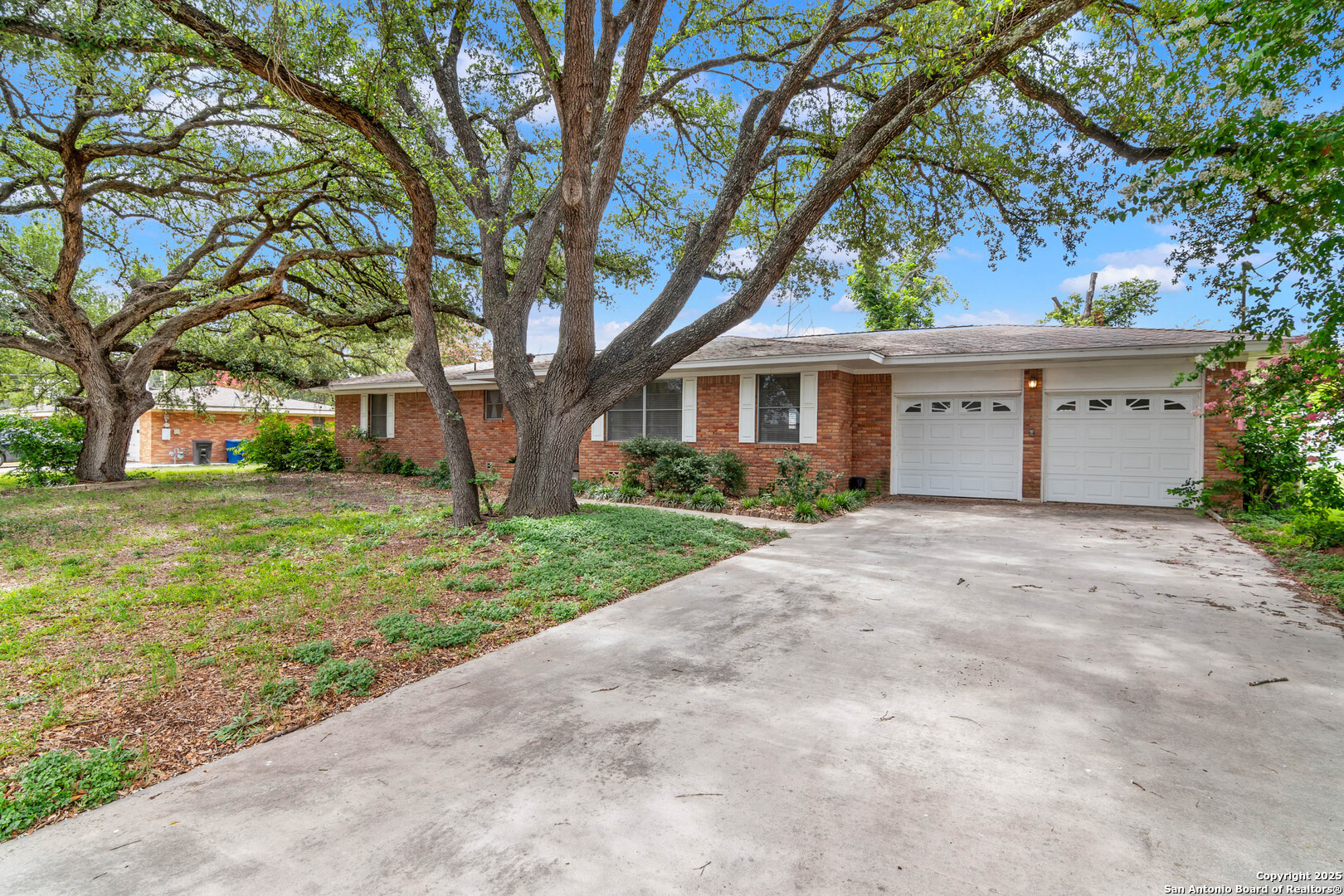 4706 Debbie Drive, San Antonio, TX 78222 — photo 1