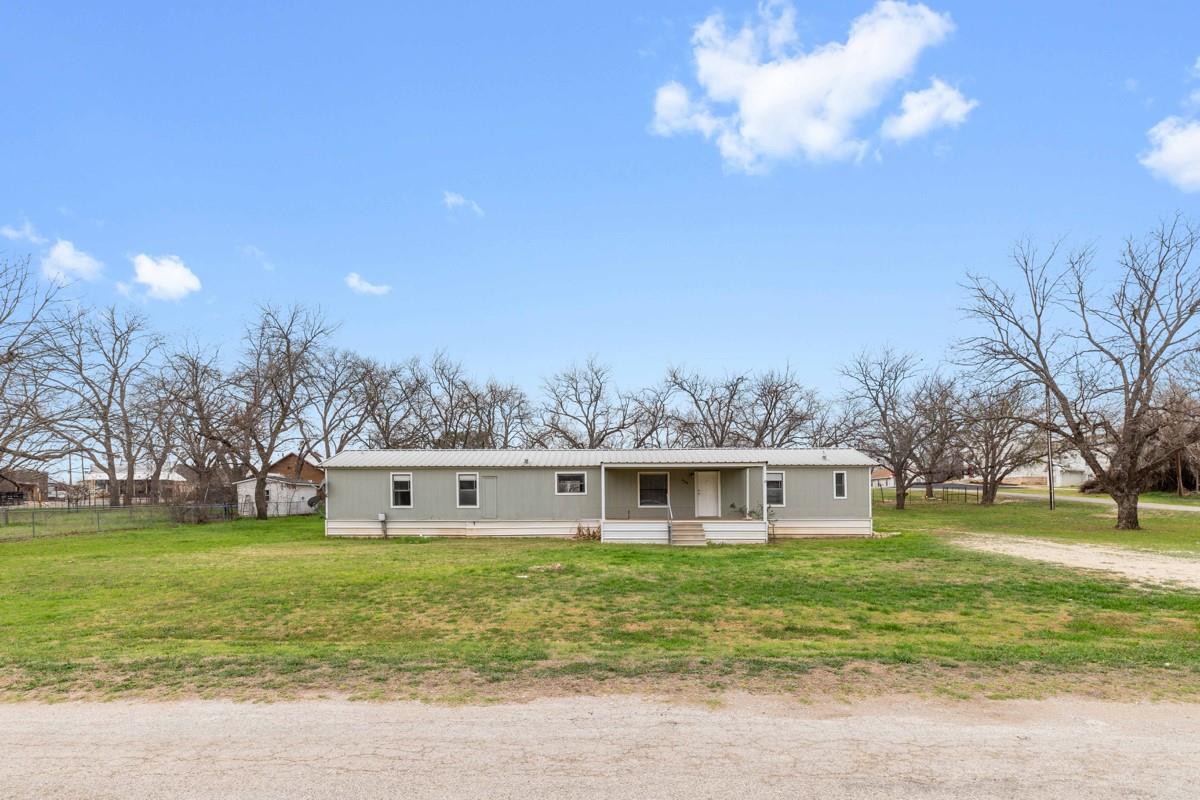 608  4th St Blanket None, Early, TX 76432 — photo 1