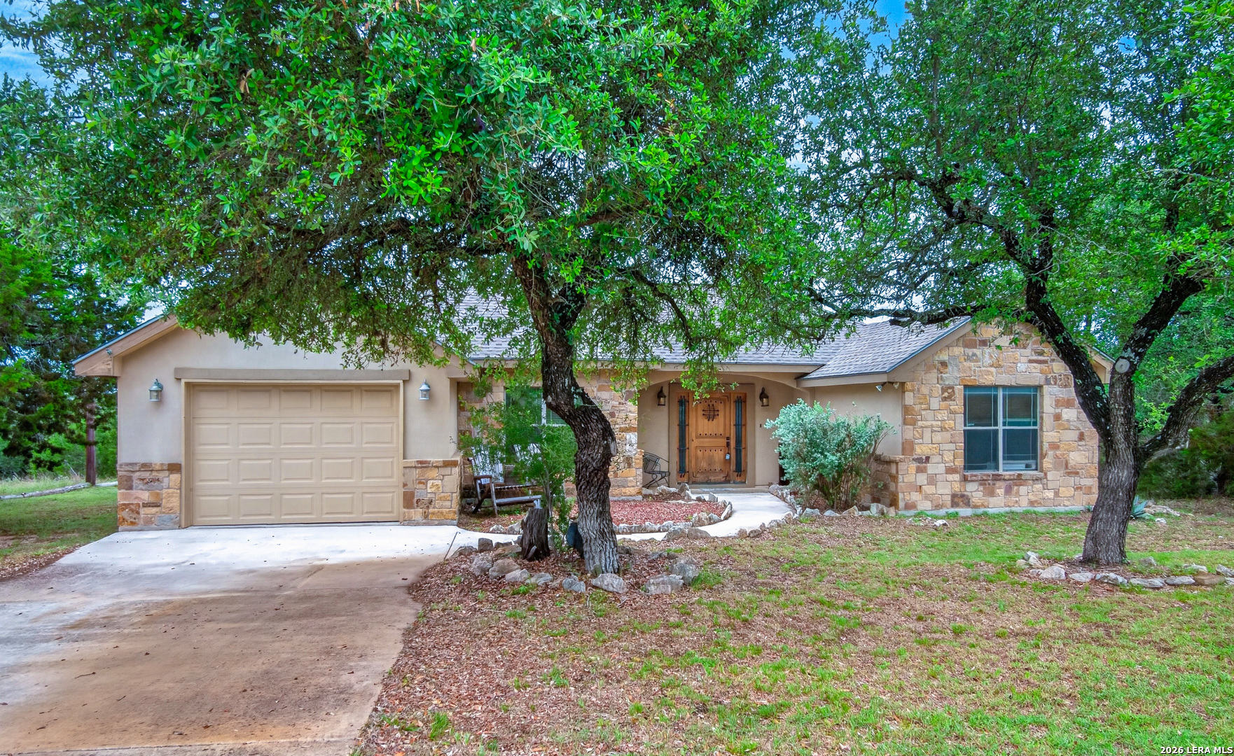 107 Garrett Way, Canyon Lake, TX 78133 — photo 1