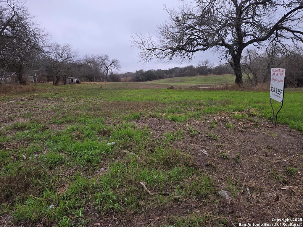 809 W Carter, Beeville, 78102 — photo 1