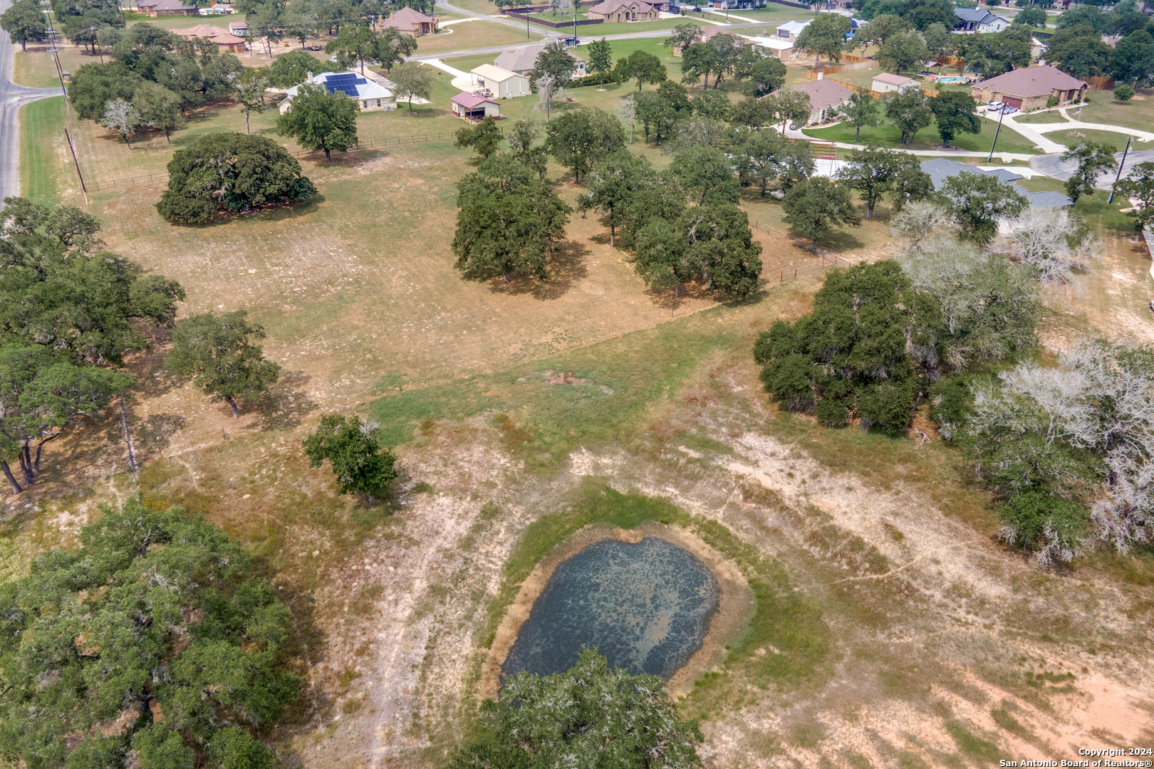 9195 FM 775, La Vernia, TX 78121 — photo 1