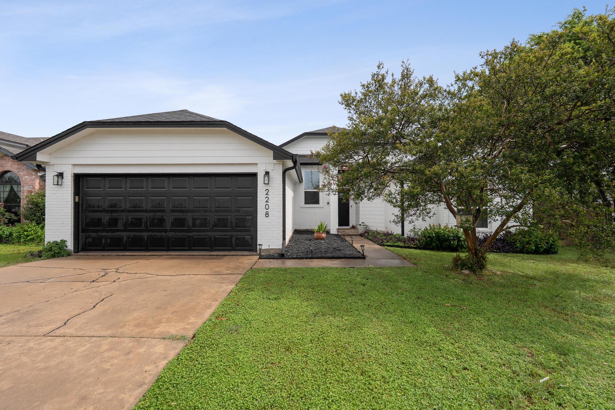 2208 Mimosa Trl, Round Rock, TX 78664 — photo 1