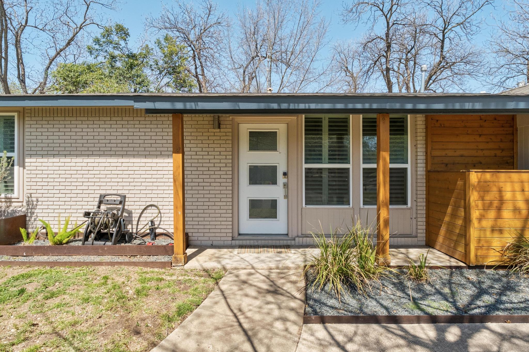 6414  Kenilworth Dr, Austin, TX 78723 — photo 1