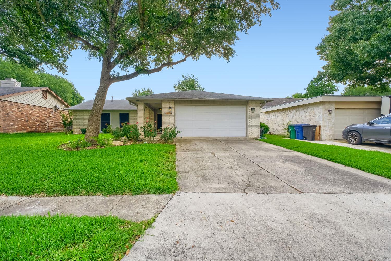 14130  Queensway Way, San Antonio, TX 78217 — photo 1