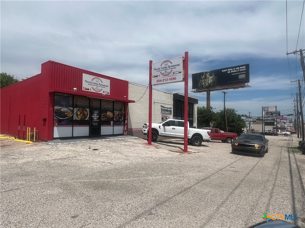 711 W Rancier Avenue, Killeen, TX 76541 — photo 1