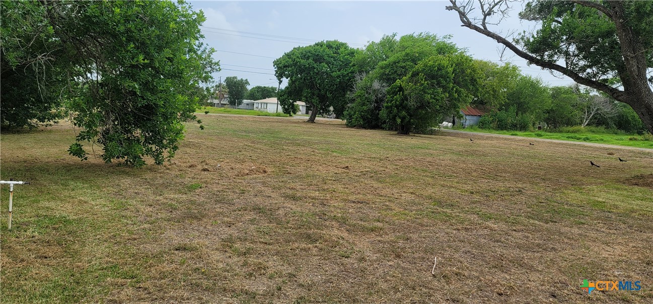 509 W Houston Avenue, Seadrift, TX 77983 — photo 1
