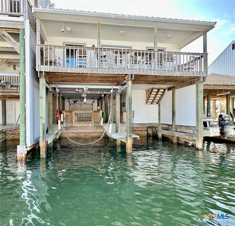 515 S 13th Street, Port O'Connor, TX 77982 — photo 1