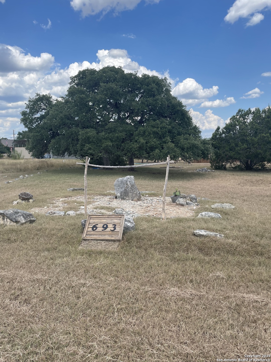 693 Pr 1514, Bandera, TX 78003 — photo 1