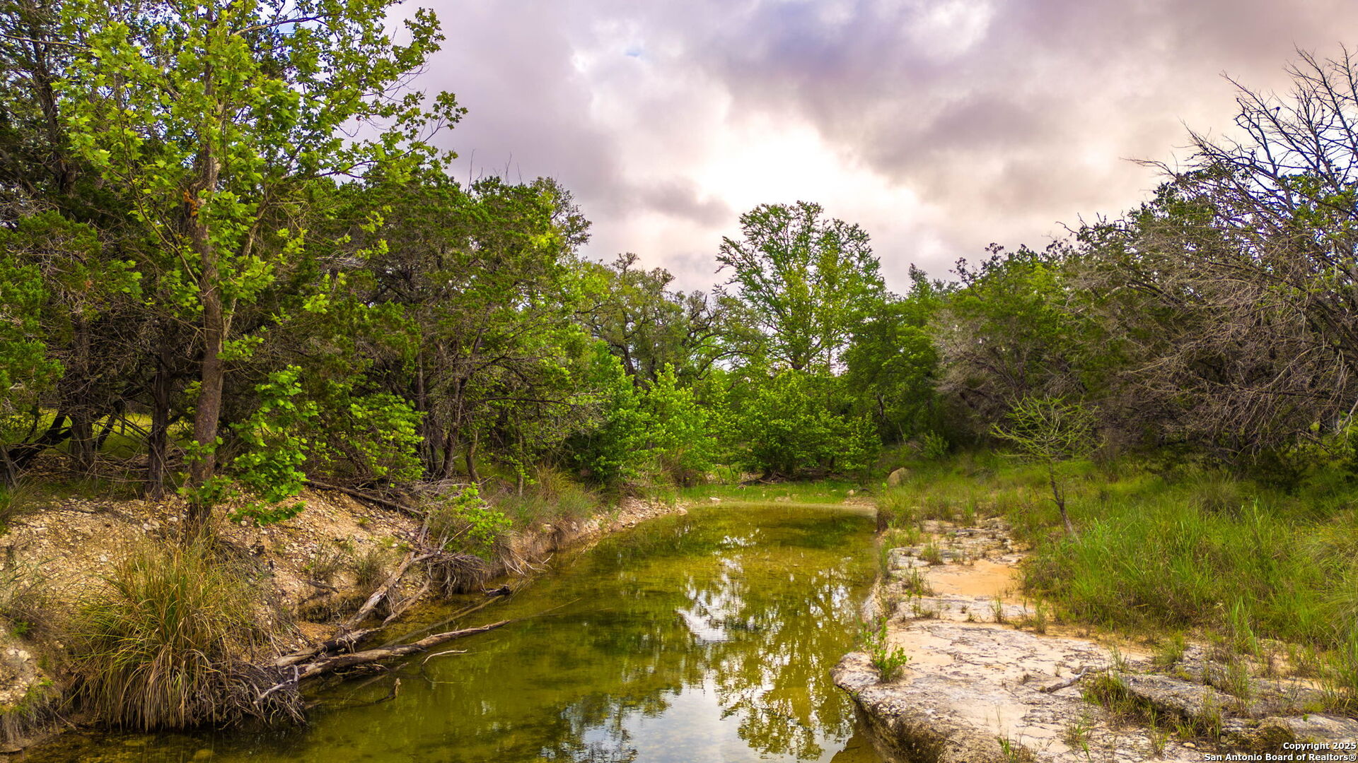 2186 Fm 470, Bandera, TX 78003 — photo 1