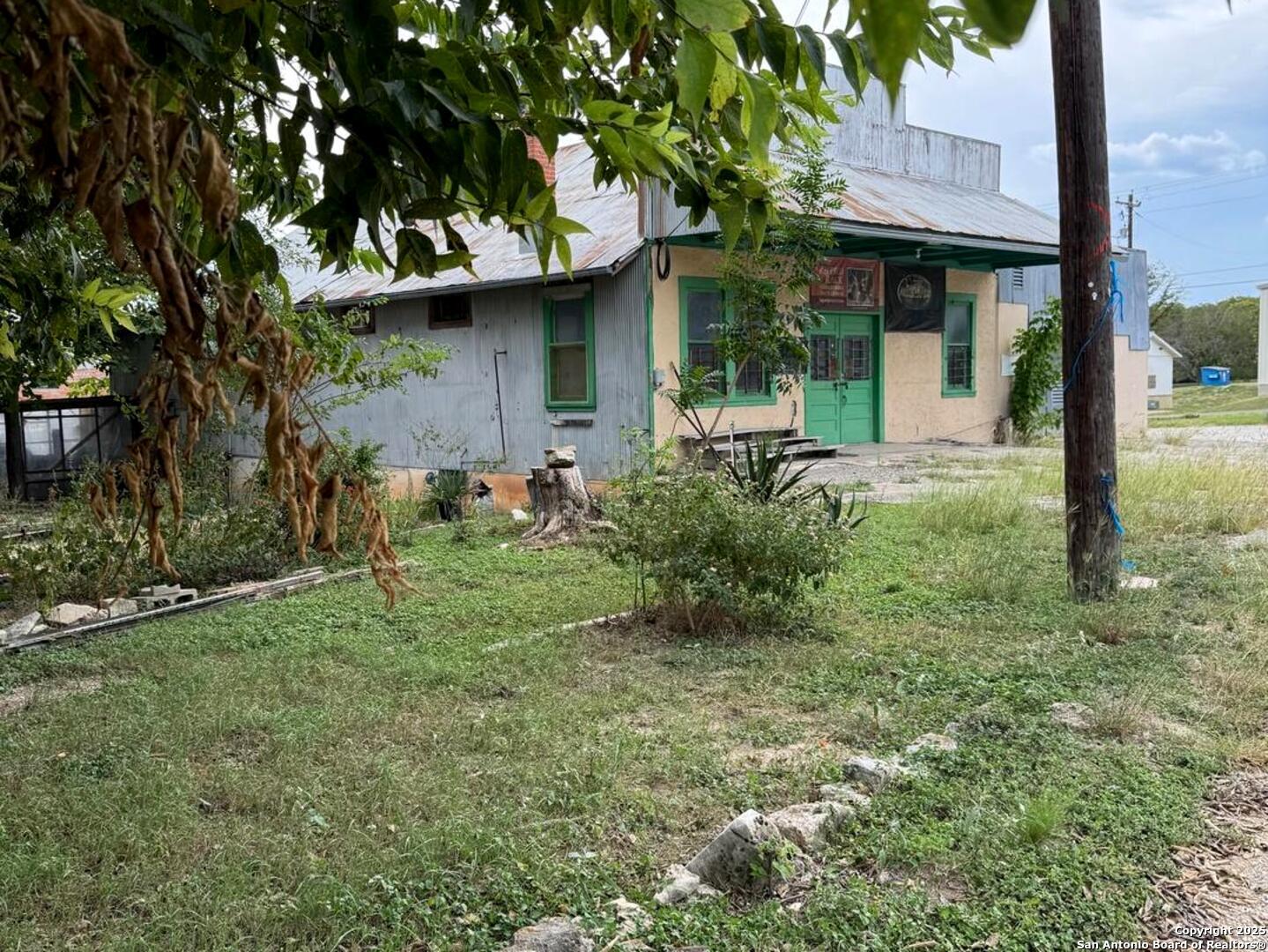 407 High St., Comfort, TX 78013 — photo 1