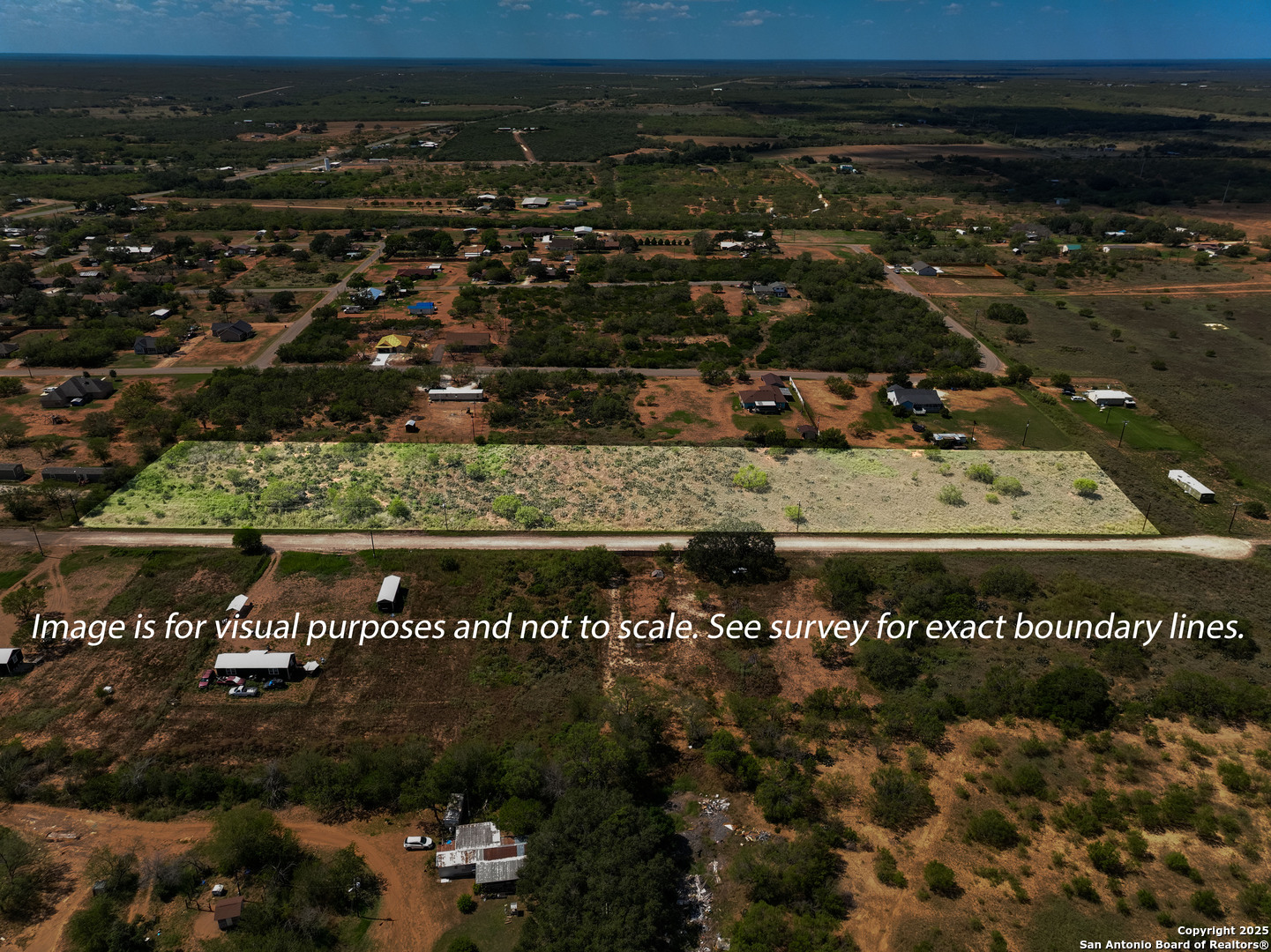 311 County Road 1647, Moore, TX 78057 — photo 1
