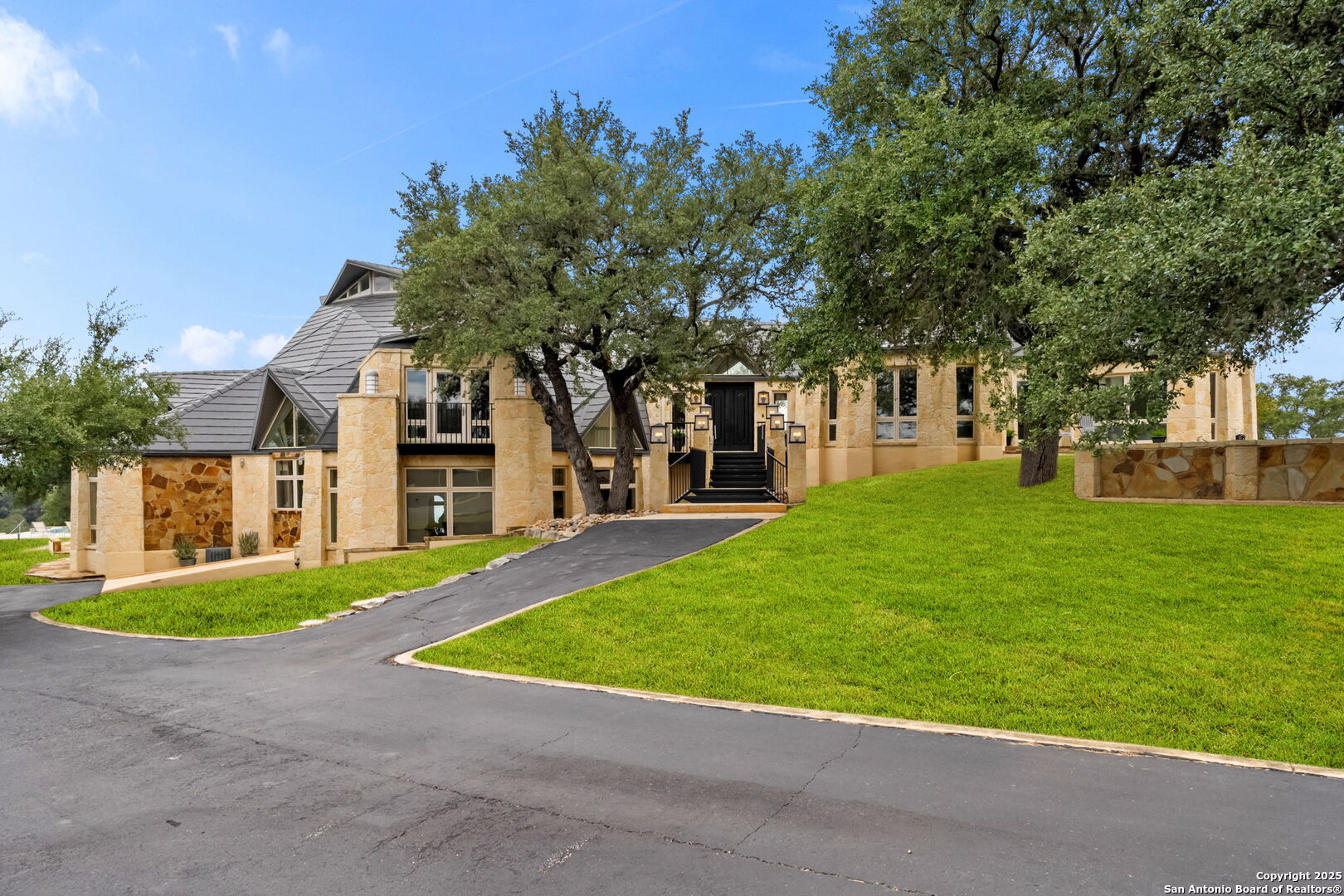 117 Clear Springs Drive, Boerne, TX 78006 — photo 1