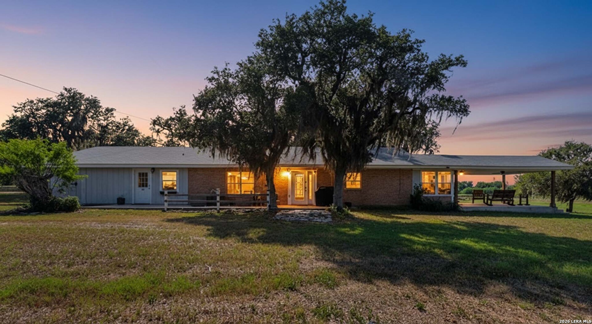 180 Freeman Circle, George West, TX 78022 — photo 1
