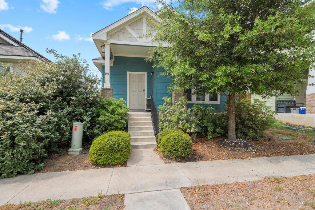420 Spiny Lizard Ln, San Marcos, TX 78666 — photo 1