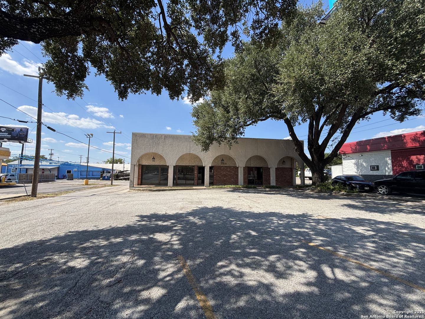 5917 San Pedro, San Antonio, TX 78212 — photo 1