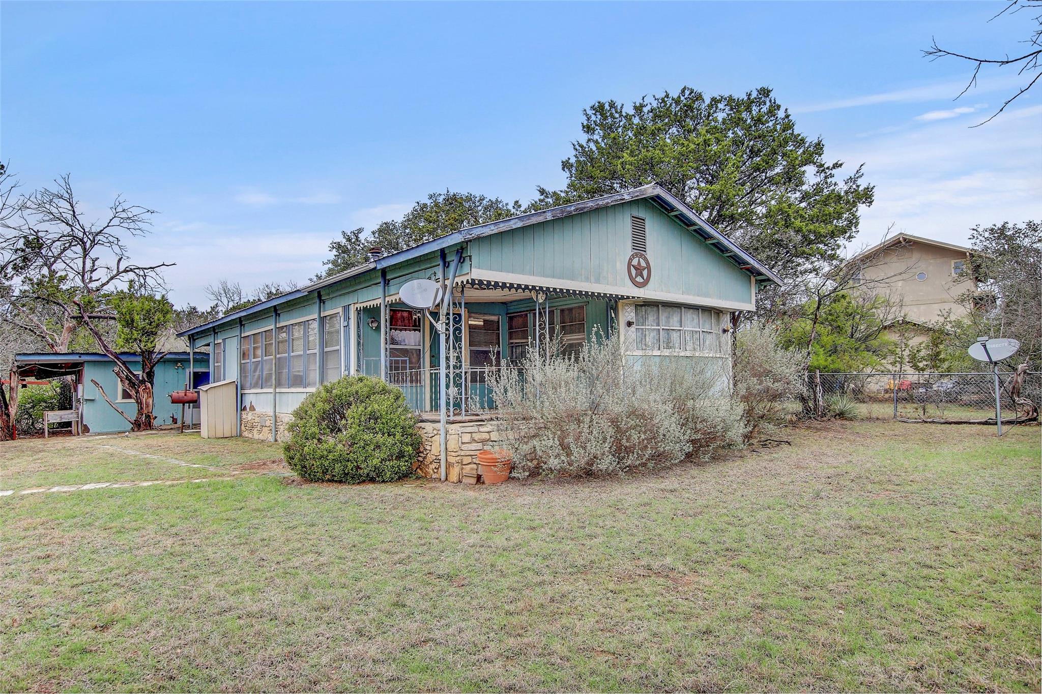 205  Singleton Dr, Spicewood, TX 78669 — photo 1