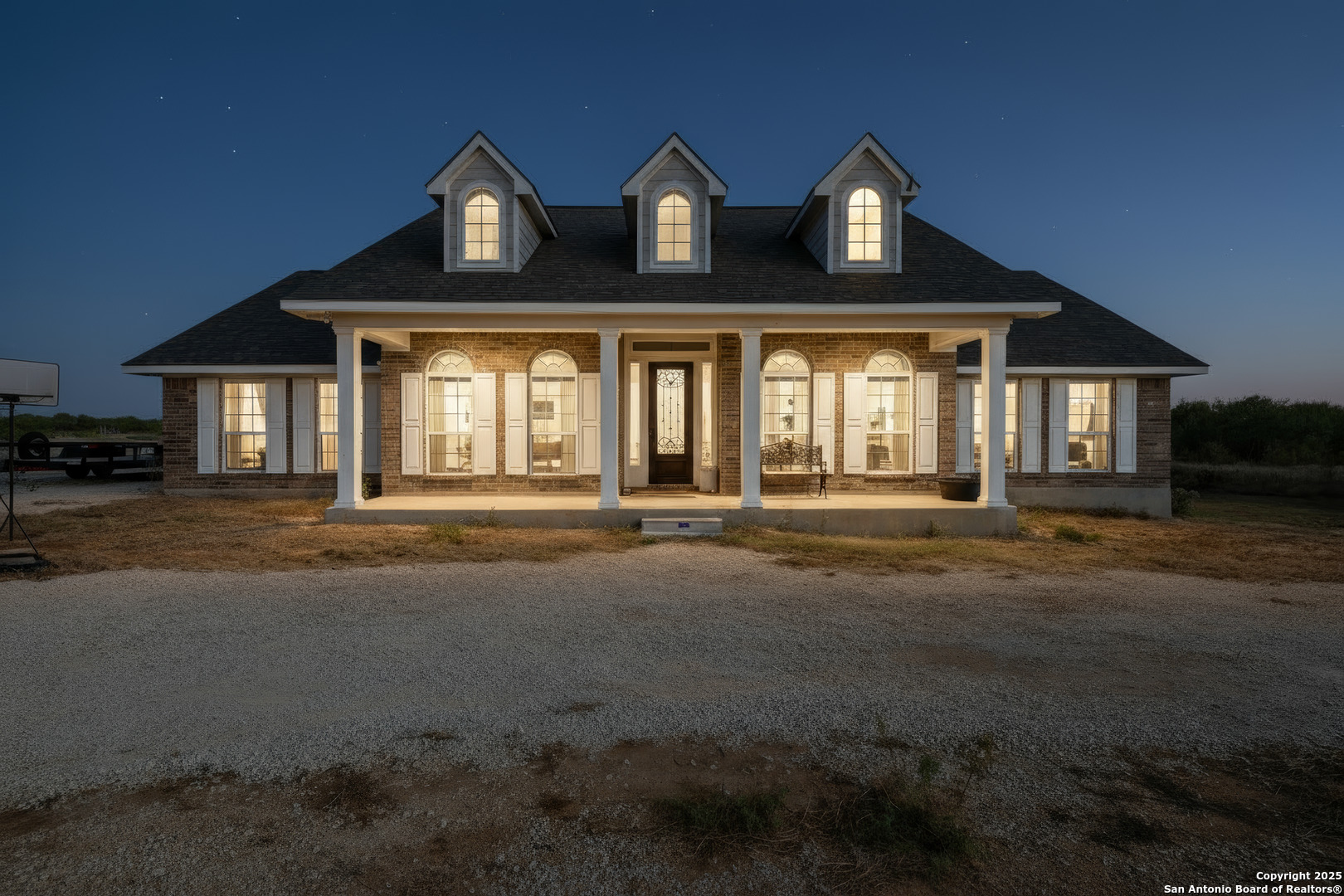 1141 County Road 337, Charlotte, TX 78011 — photo 1