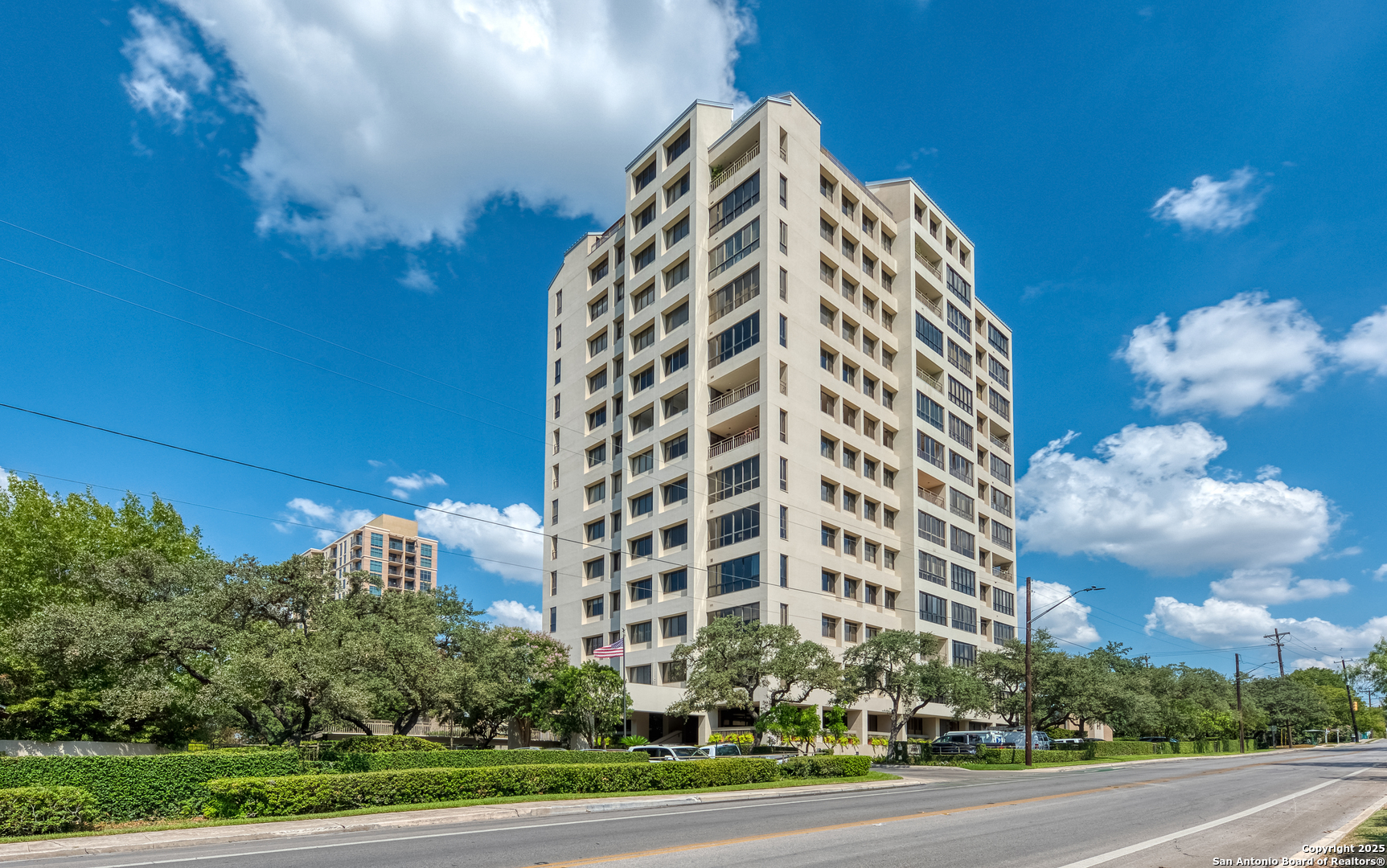 4001 N New Braunfels, San Antonio, TX 78209 — photo 1