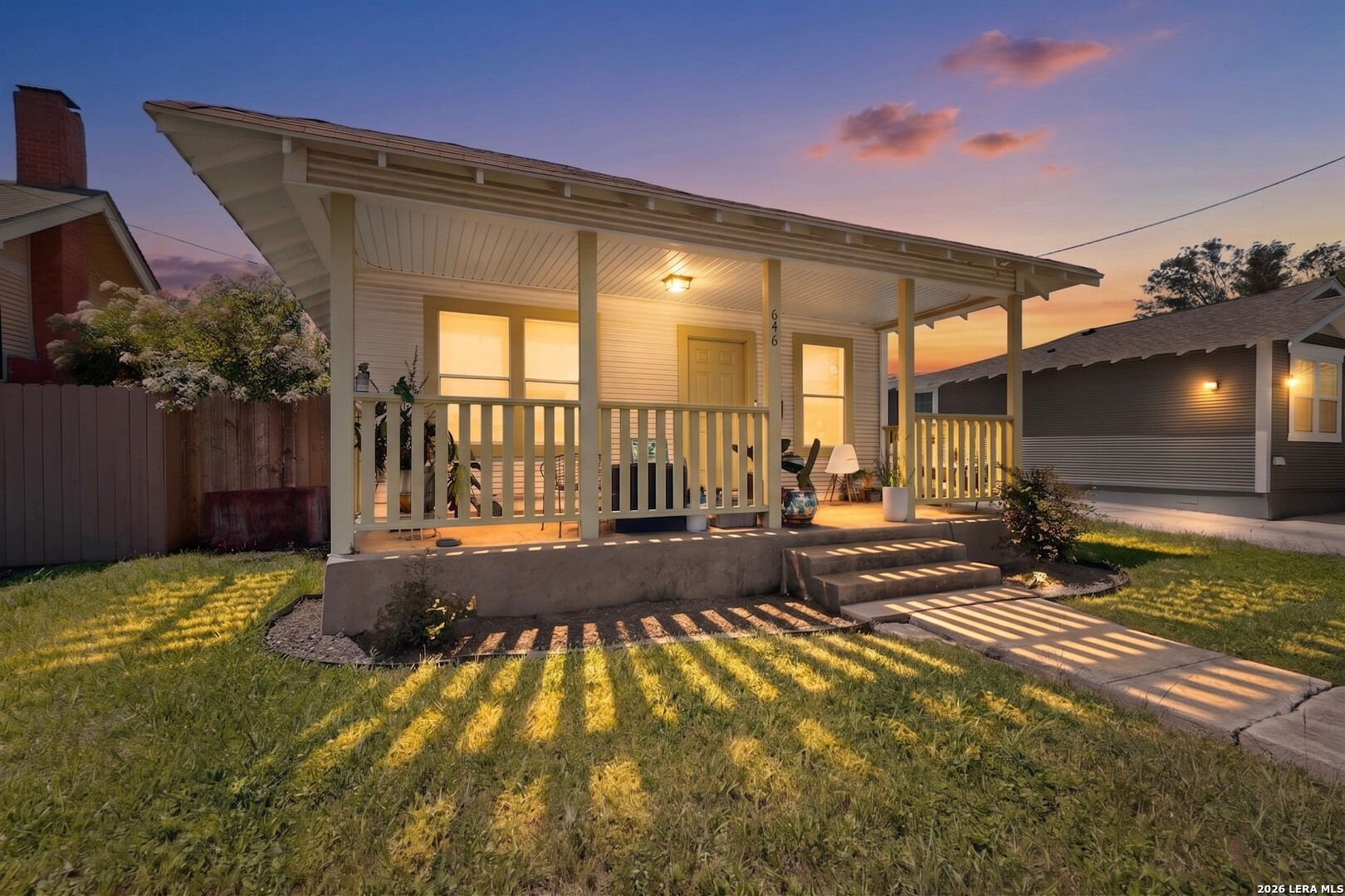 646 Canton, San Antonio, TX 78202 — photo 1