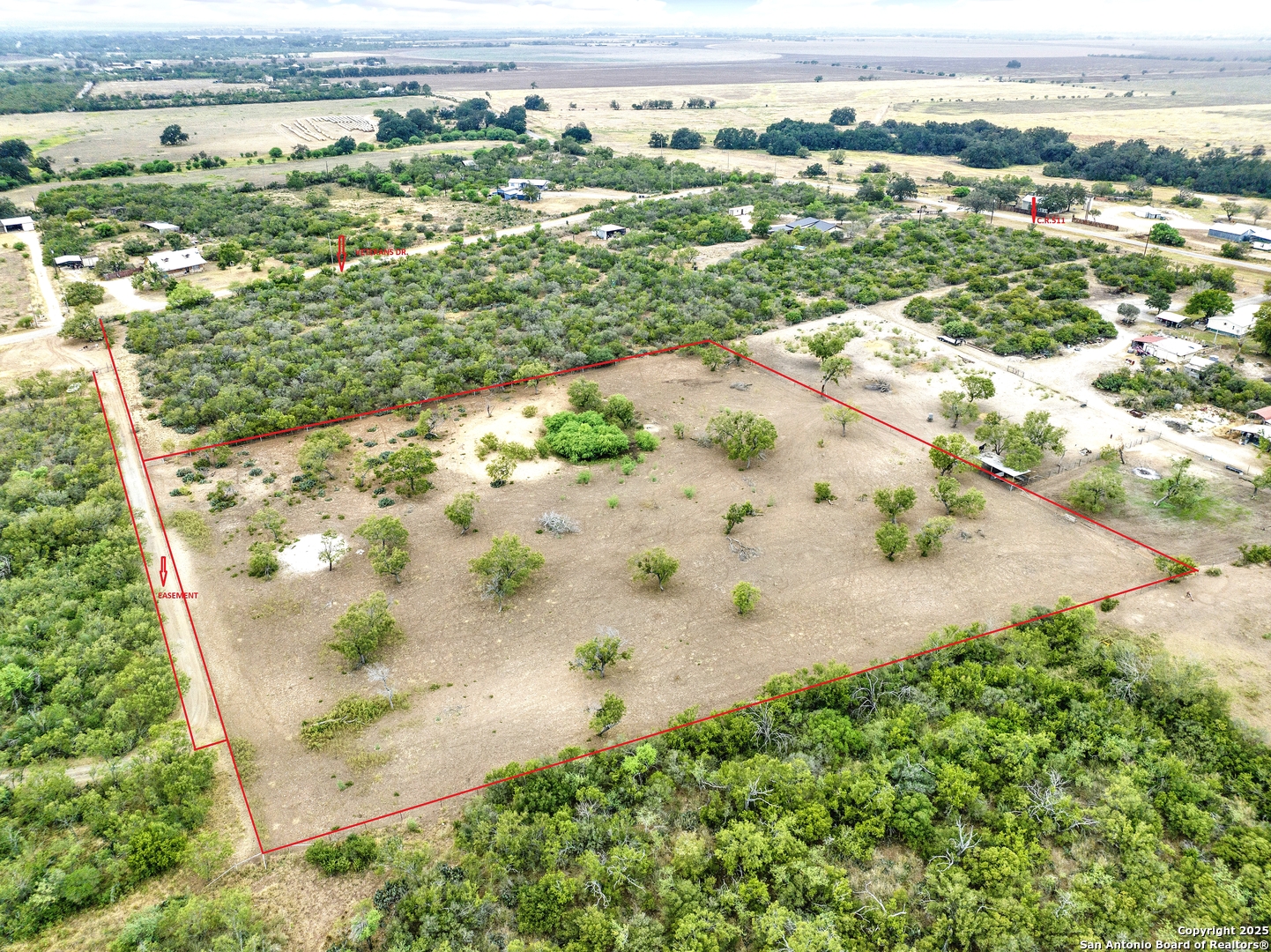 207 Veterans, Uvalde, TX 78801 — photo 1
