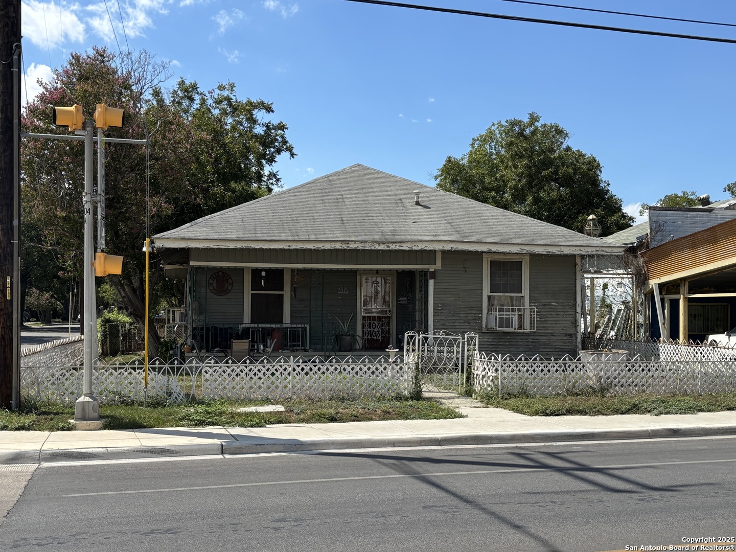 3315 S Presa, San Antonio, TX 78210 — photo 1