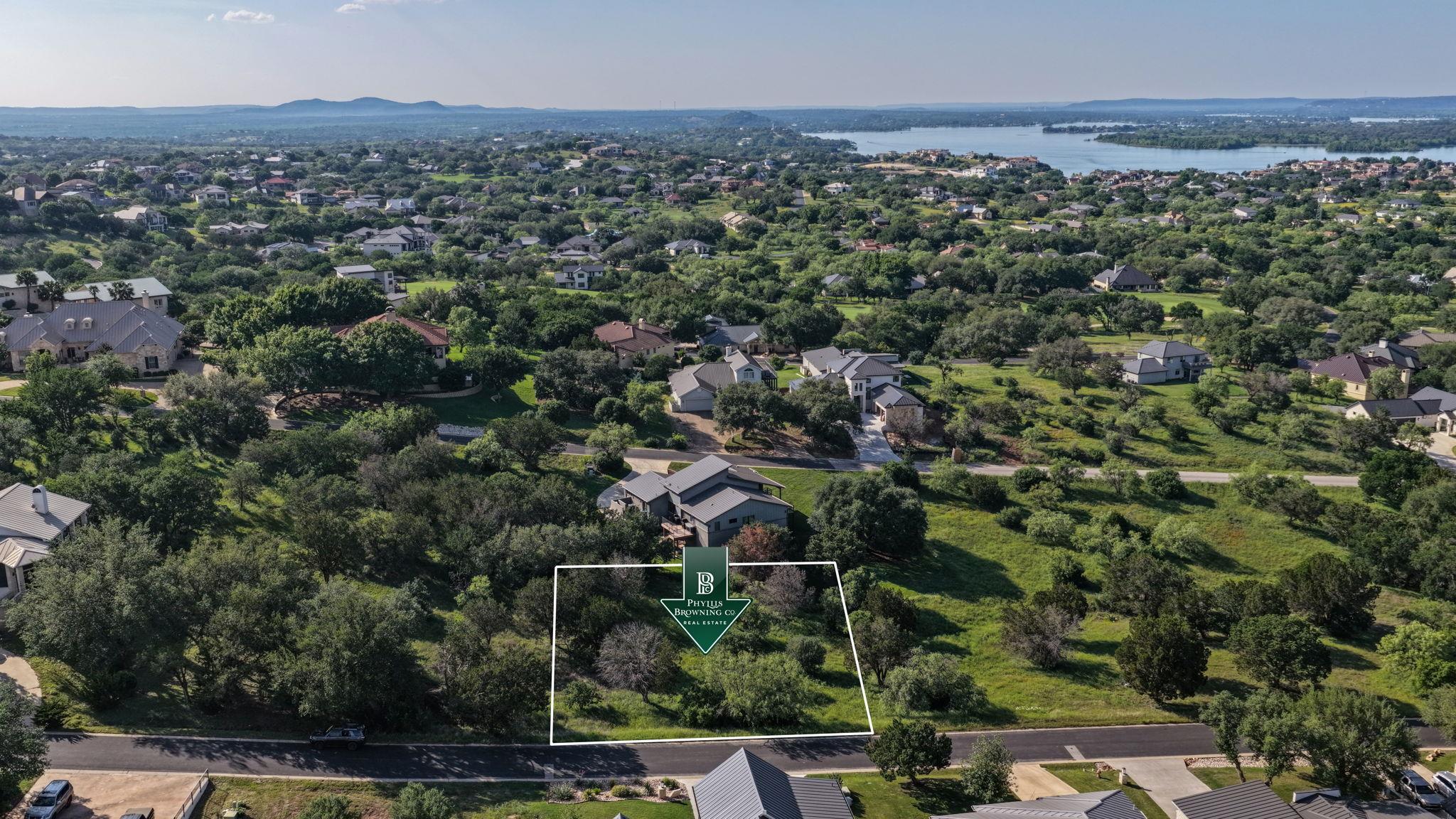 312  Hideaway Ct, Horseshoe Bay, TX 78657 — photo 1