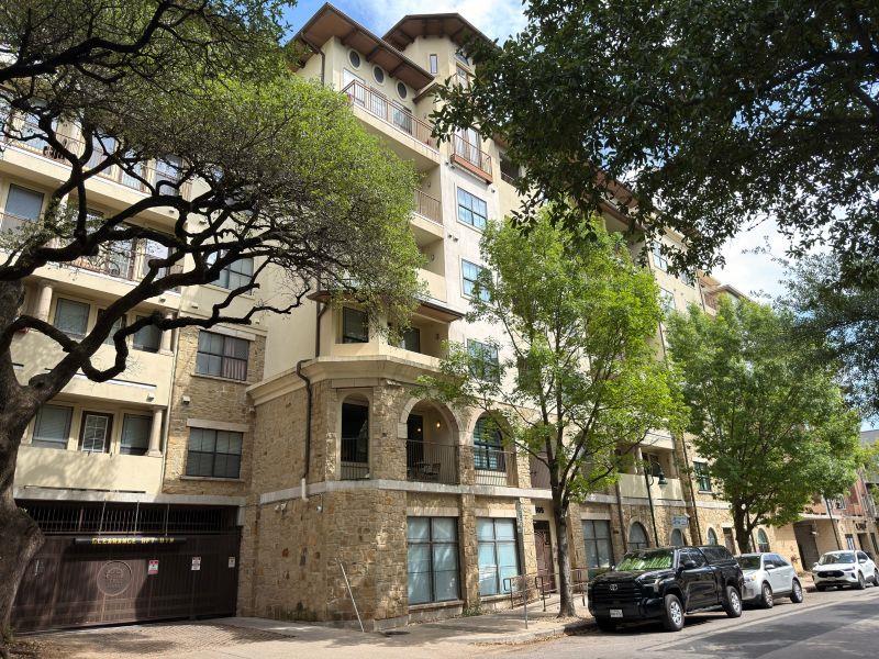 2505 San Gabriel St #609, Austin, TX 78705 — photo 1