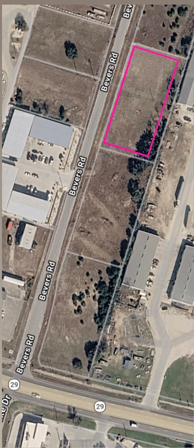 118  Bevers Rd, Liberty Hill, TX 78642 — photo 1