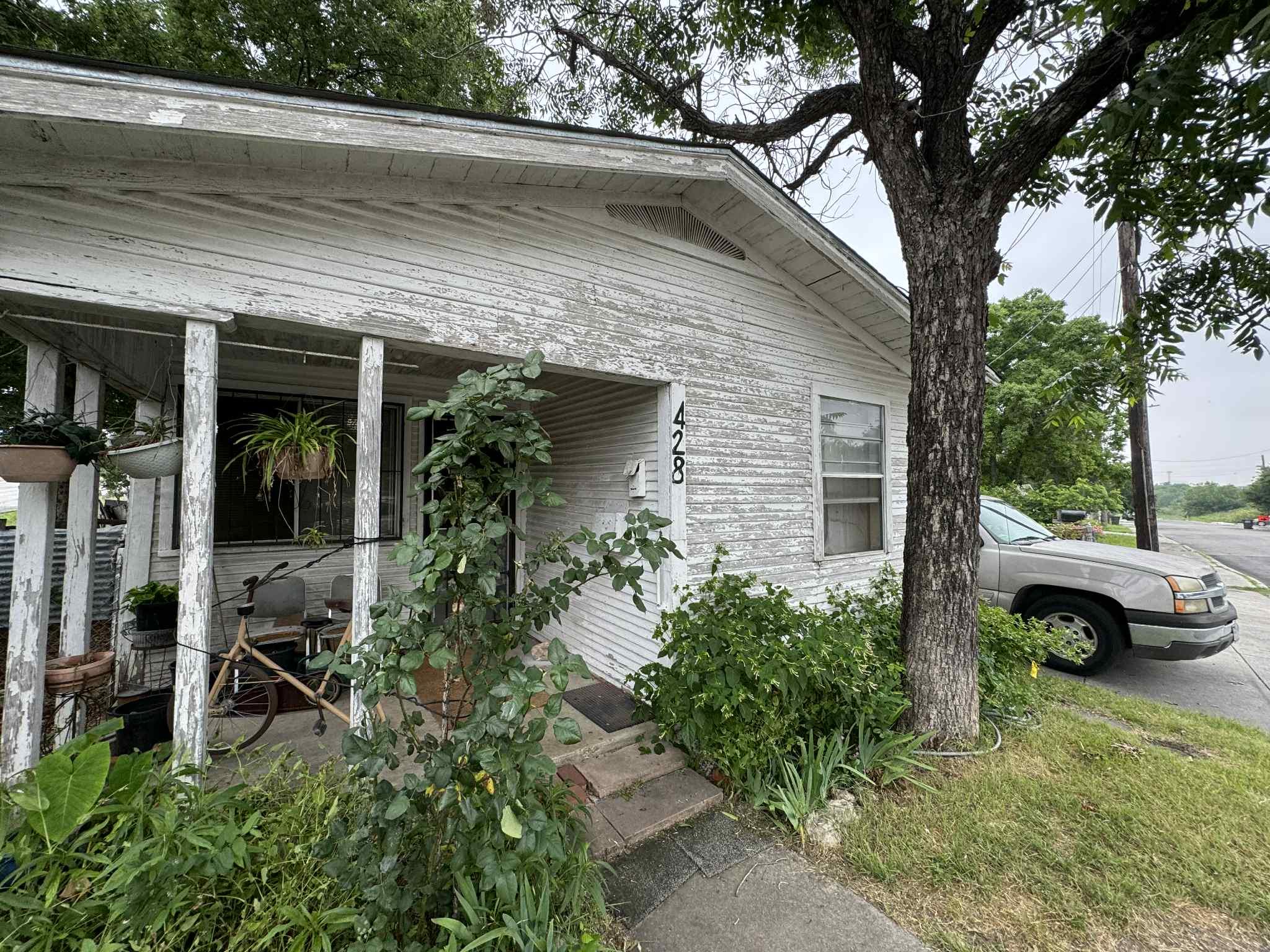 428  Runnels Ave, San Antonio, TX 78208 — photo 1