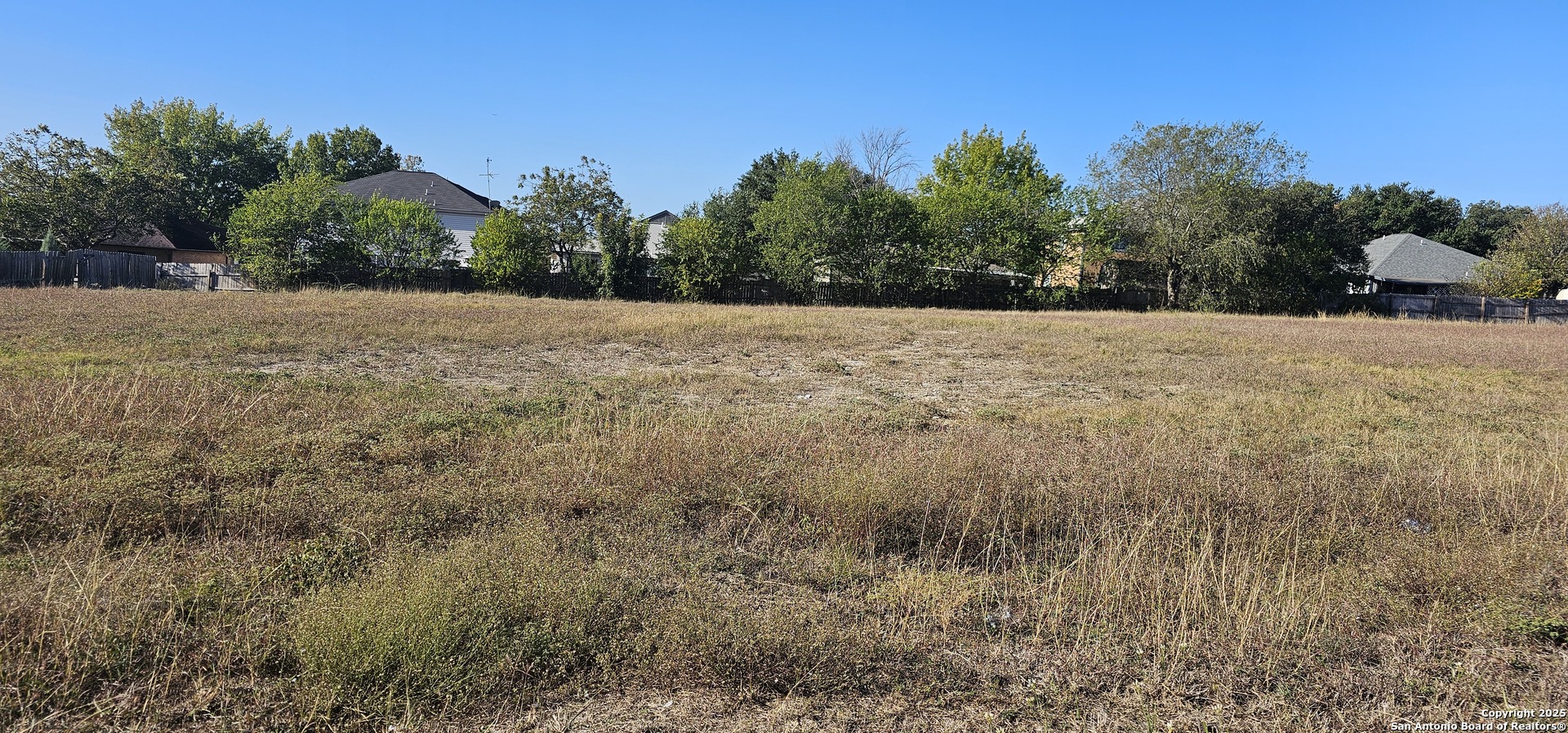 811 Toepperwein, Converse, TX 78109 — photo 1