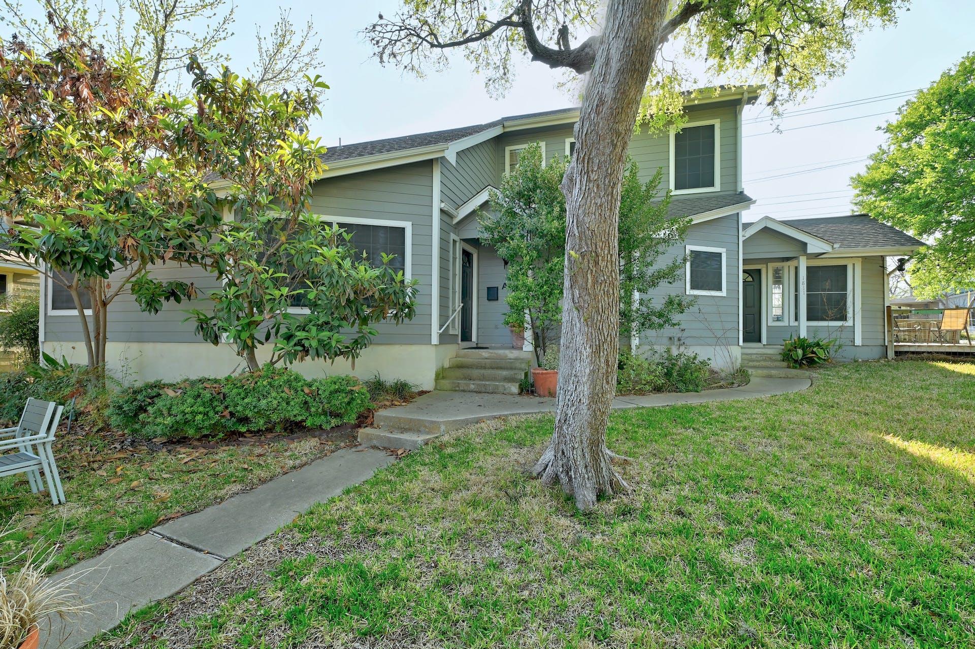 1811 W 39th St #A/B, Austin, TX 78731 — photo 1