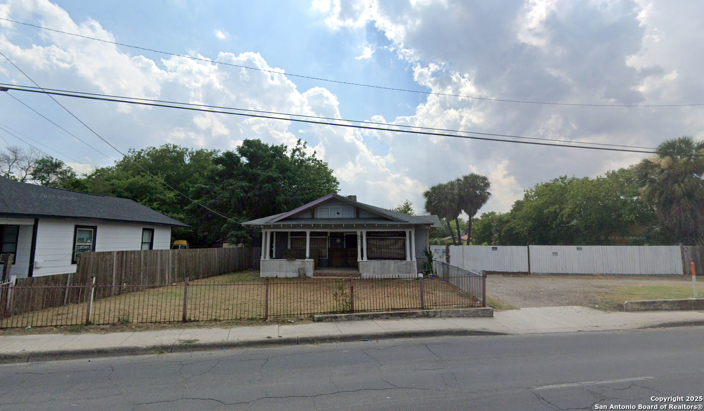 5311 S Flores, San Antonio, TX 78214 — photo 1