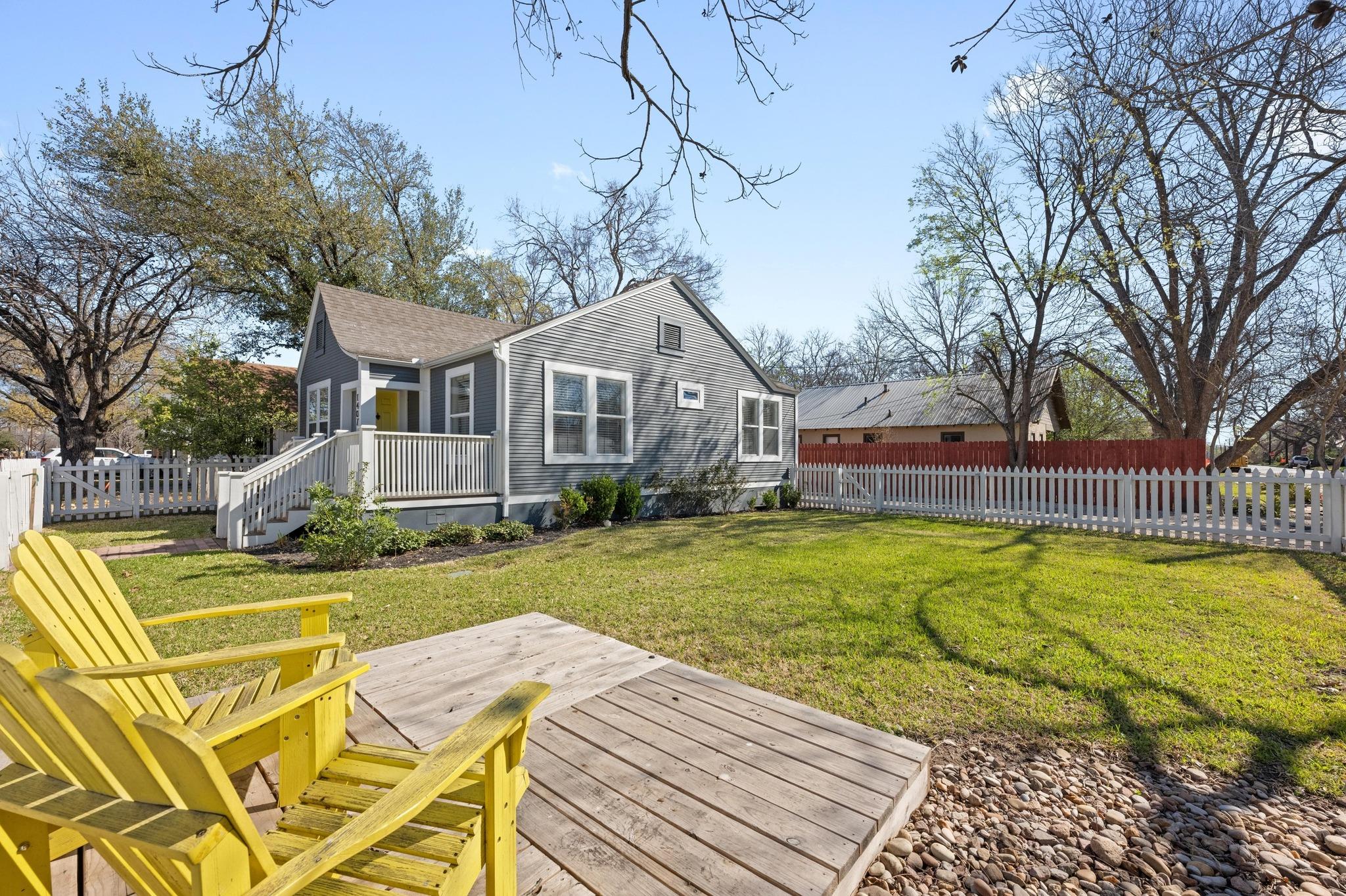 1407 S Myrtle St, Georgetown, TX 78626 — photo 1