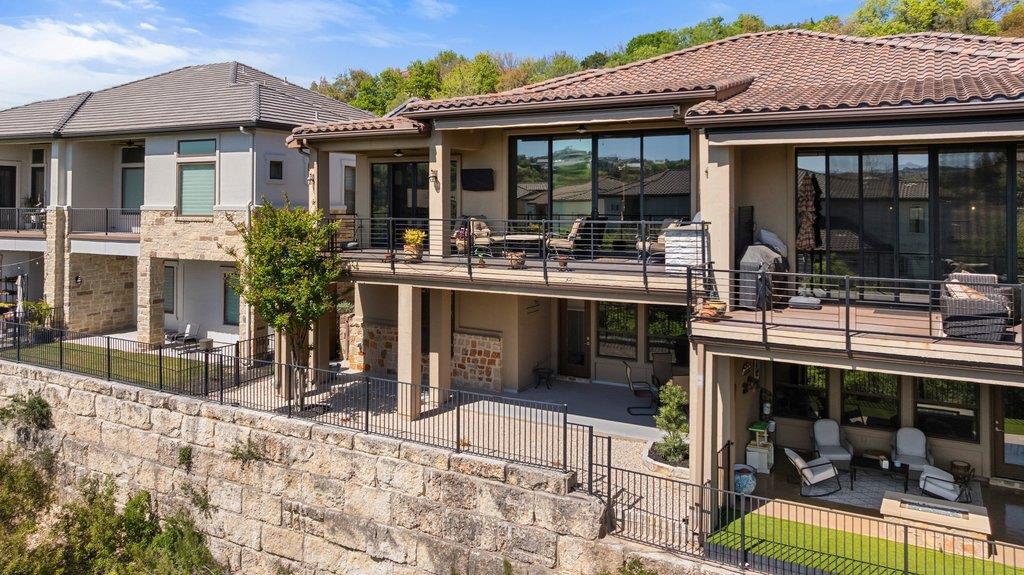 212  Marina View Way  #11A, Lakeway, TX 78734 — photo 1