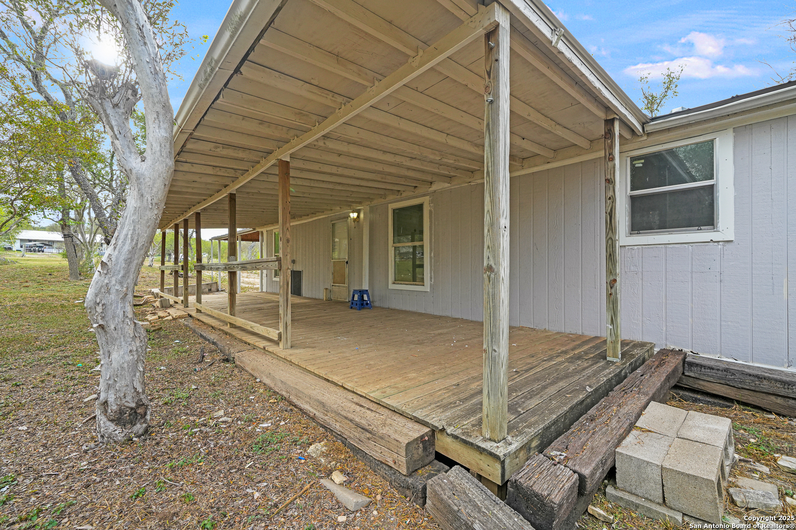 844 County Road 4511, Hondo, TX 78861 — photo 1