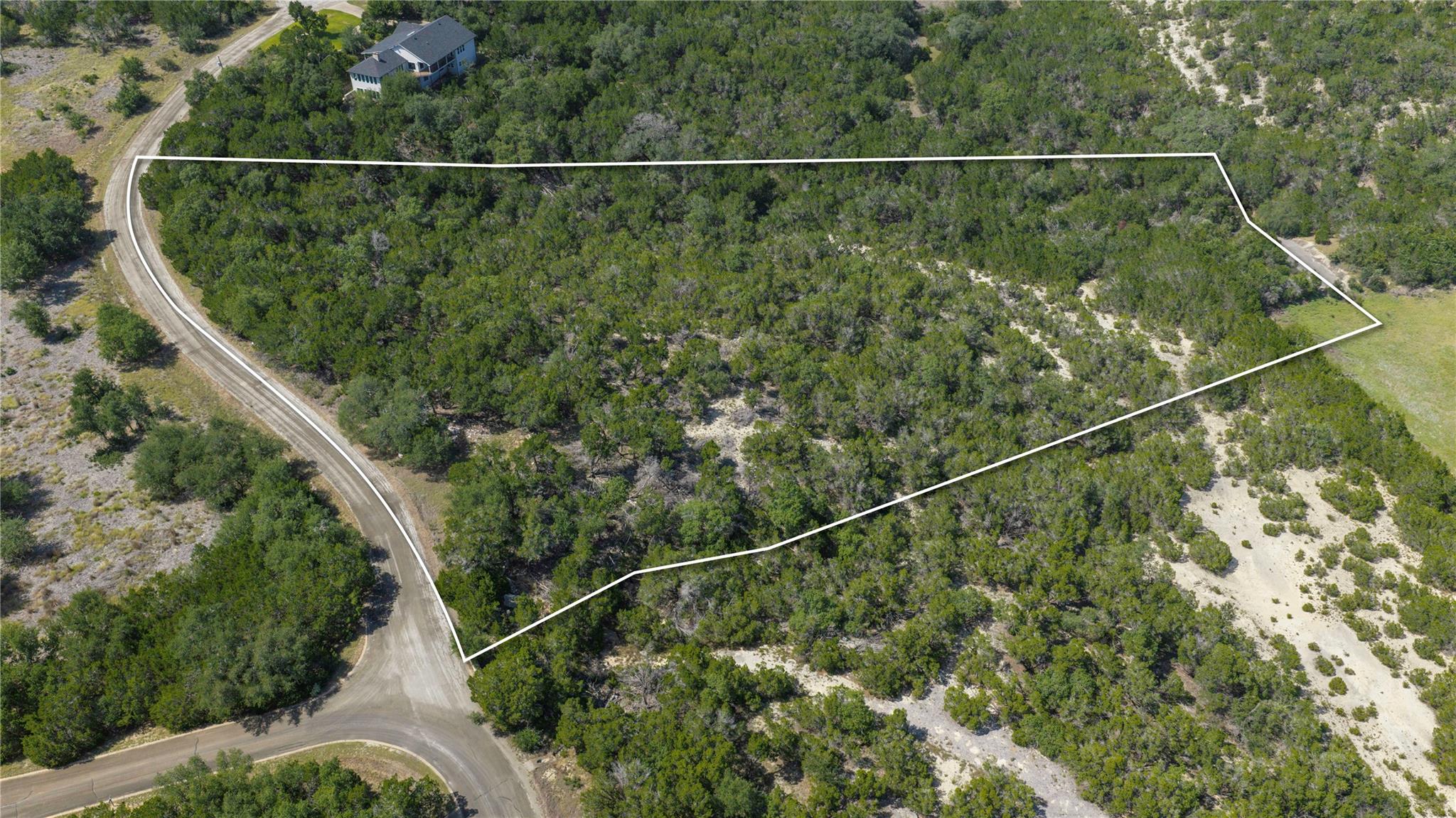 104 Stonegate Ln, Dripping Springs, TX 78620 — photo 1