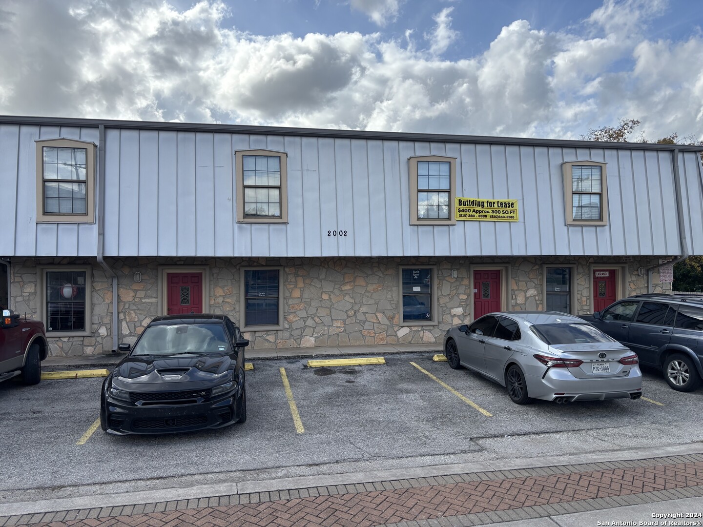 2002 Nw Military, San Antonio, TX 78213 — photo 1