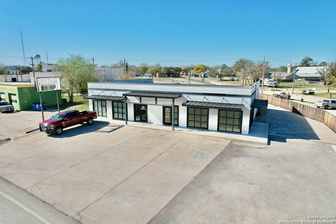 307 2nd, Pleasanton, TX 78064 — photo 1