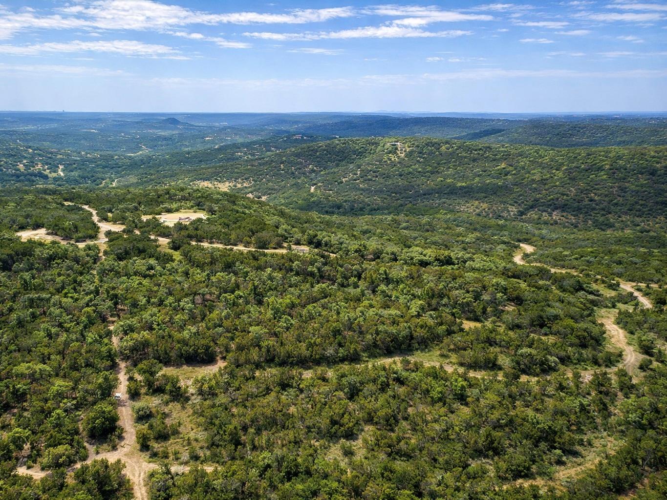 20220  Doe Run None, Lago Vista, TX 78645 — photo 1