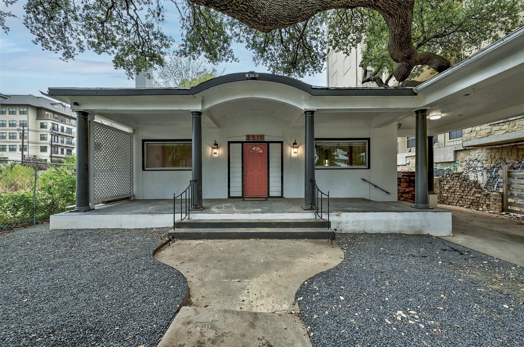 2511 San Gabriel St, Austin, TX 78705 — photo 1