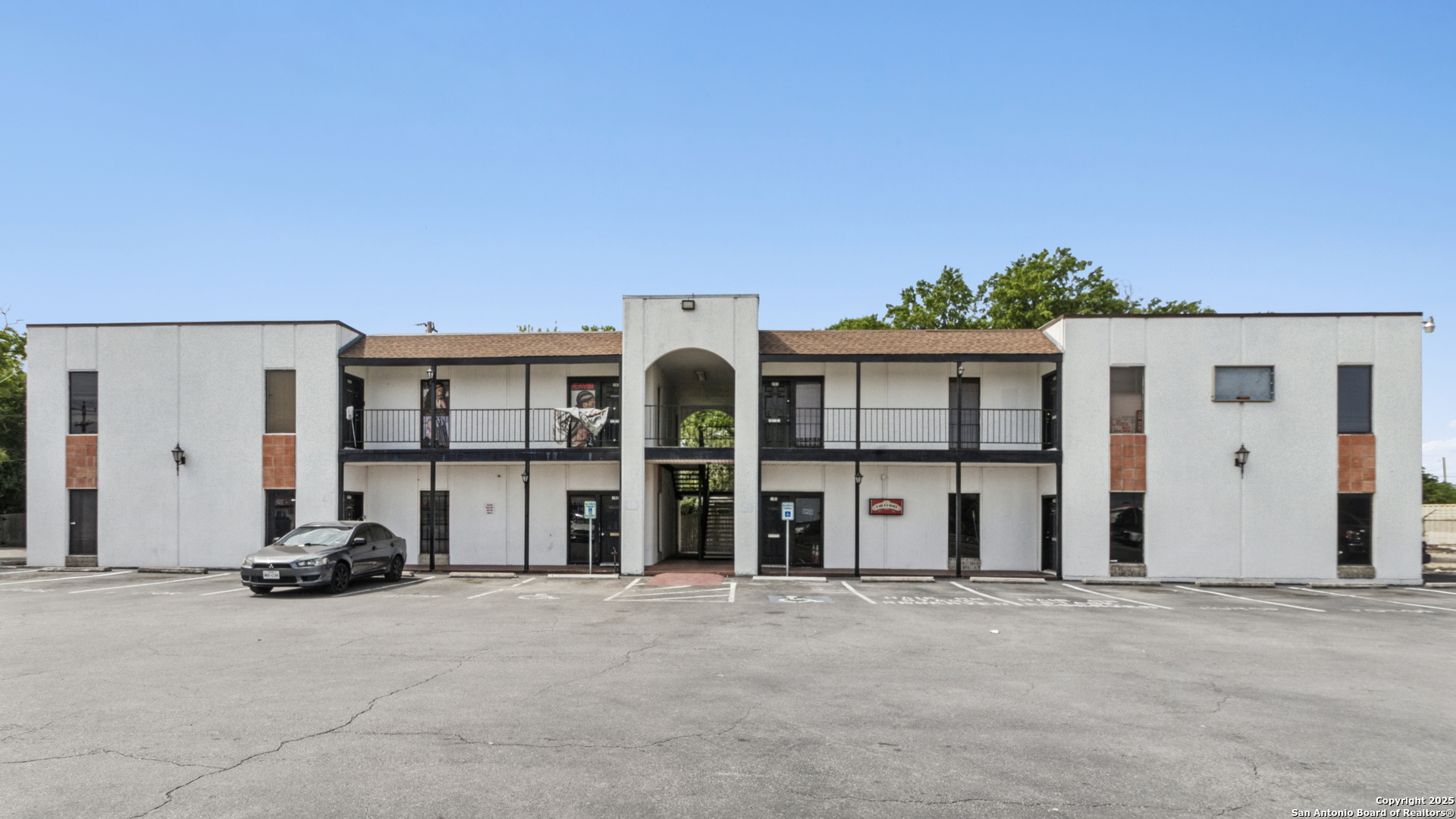 4444 Walzem Rd, San Antonio, TX 78218 — photo 1