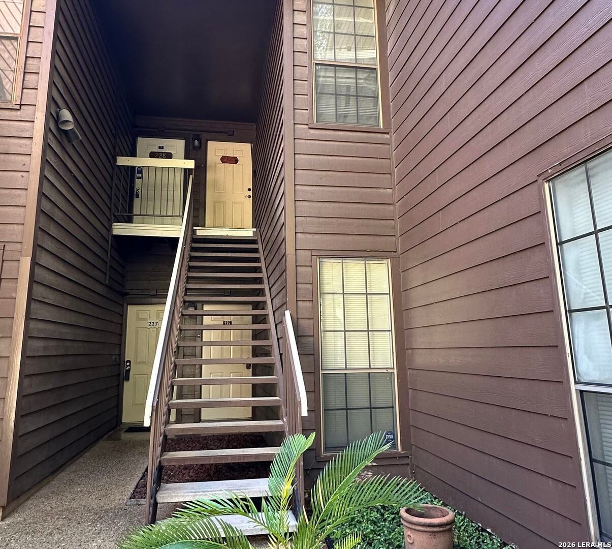8633 Datapoint, San Antonio, TX 78229 — photo 1
