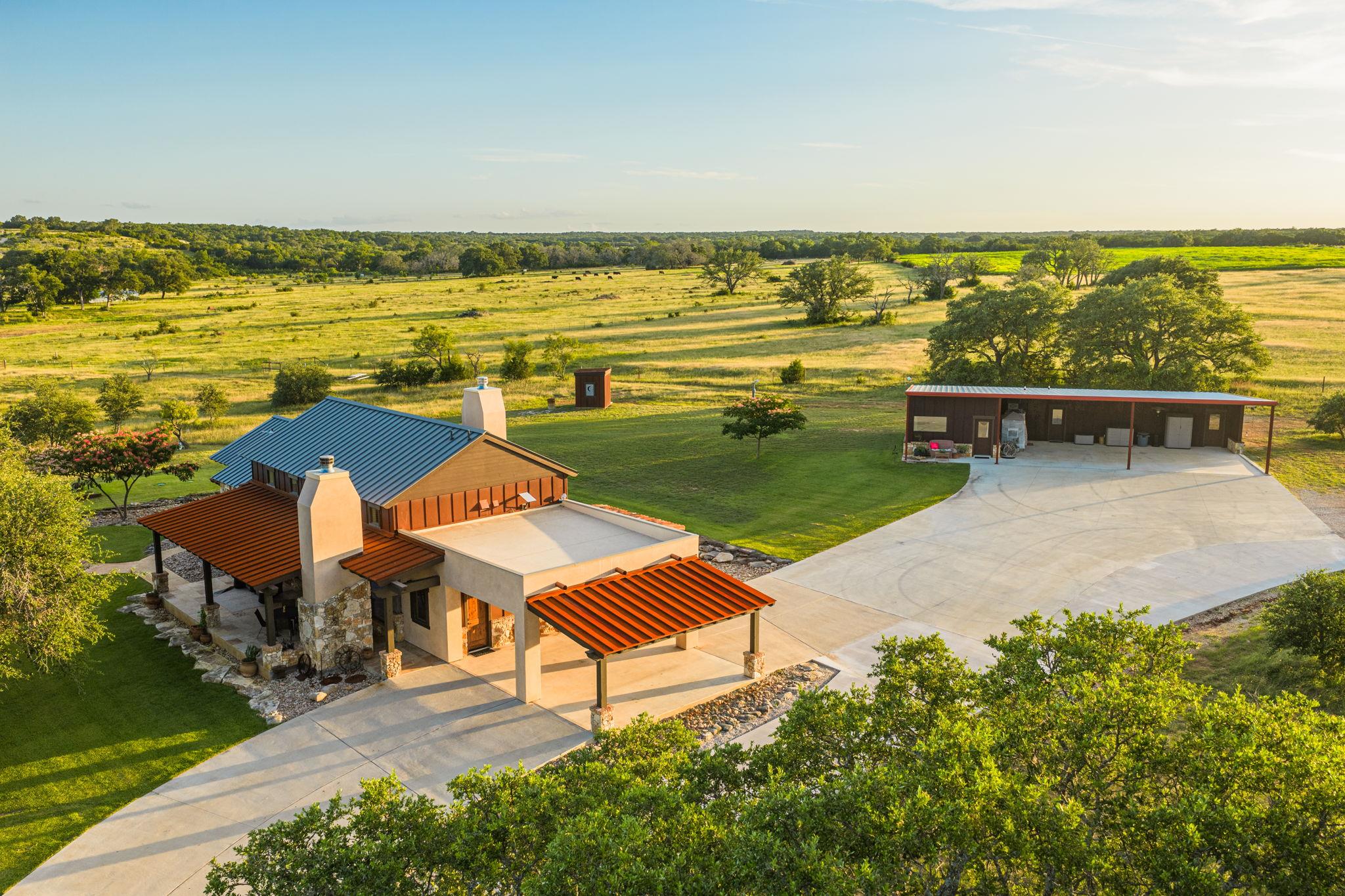 1509  County Road 326 None, Bertram, TX 78605 — photo 1