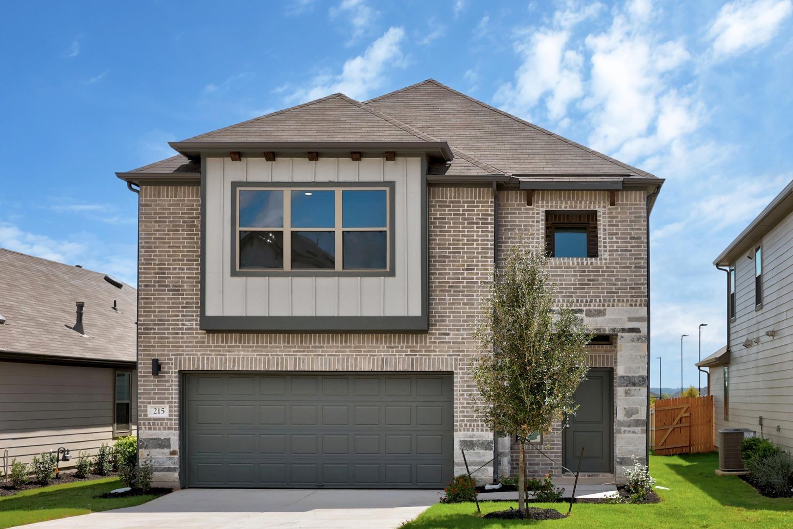 215  Hornet St, Elgin, TX 78621 — photo 1