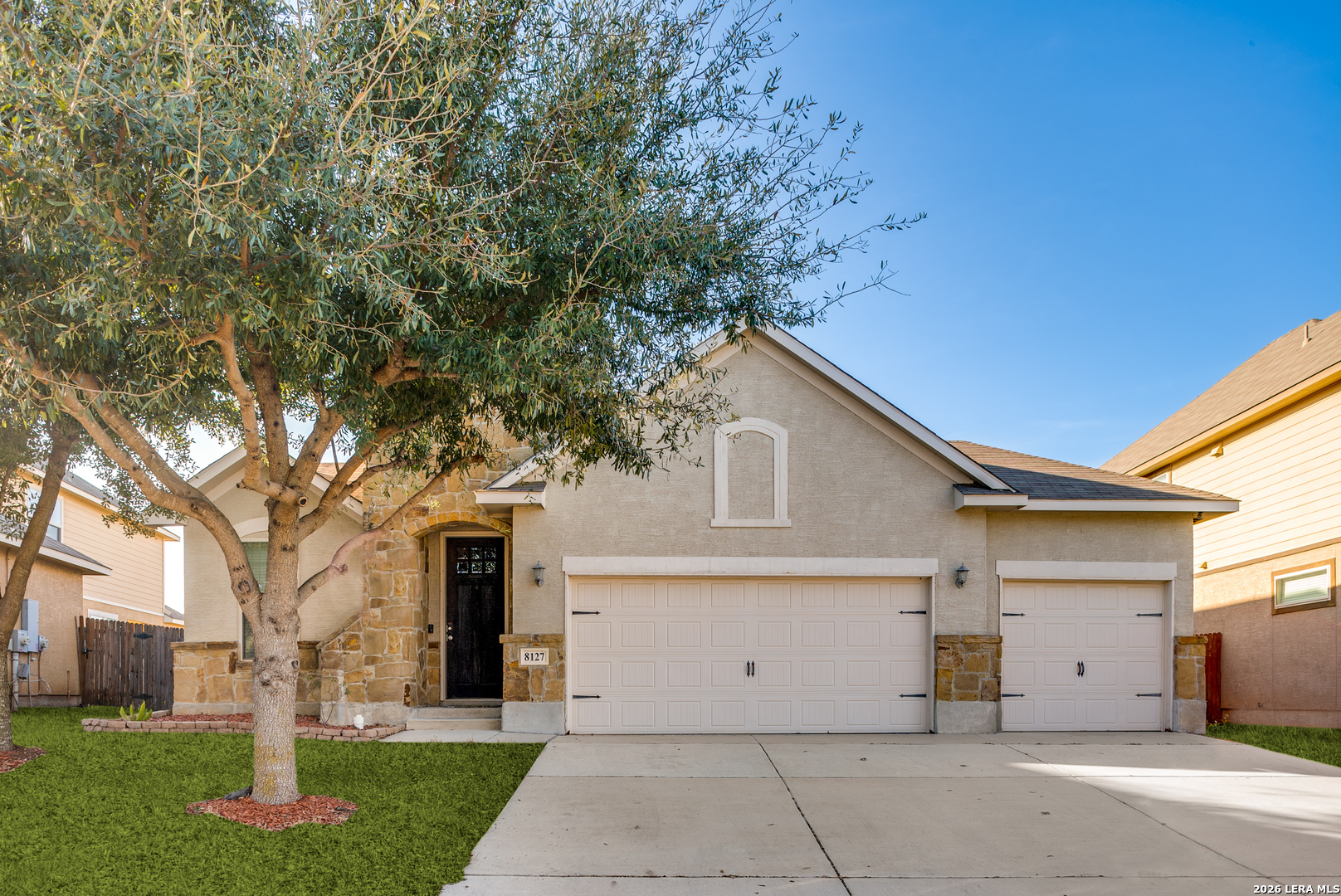 8127 Lovela, San Antonio, TX 78254 — photo 1